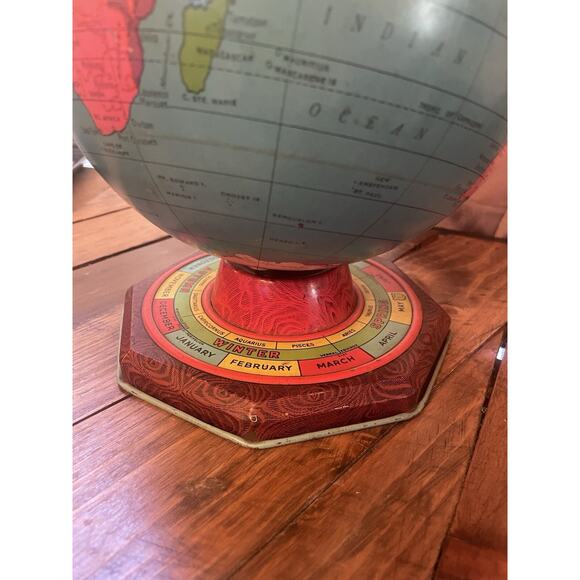 1950's J Chein & Co Tin 7 1/2 Inch World Globe Made in NJ USA Vintage Toy0 - Picture 2 of 4